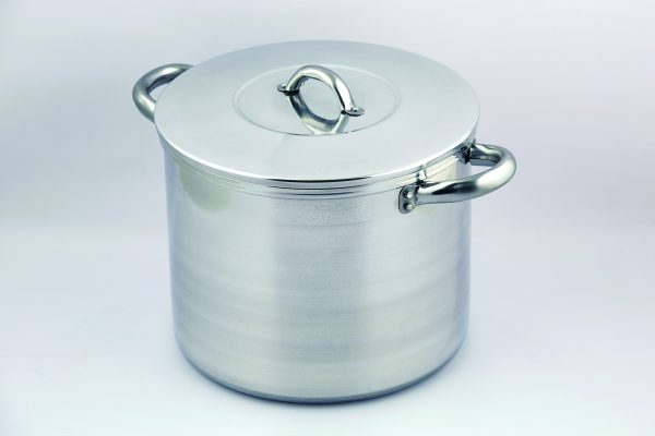Panela polida com tampa e asas de Inox | Polished stewpot pot with stainless steel handles and lid | Marmite polie avec Inox queue et couvercle | Olla polida con asas y tapadera Inox